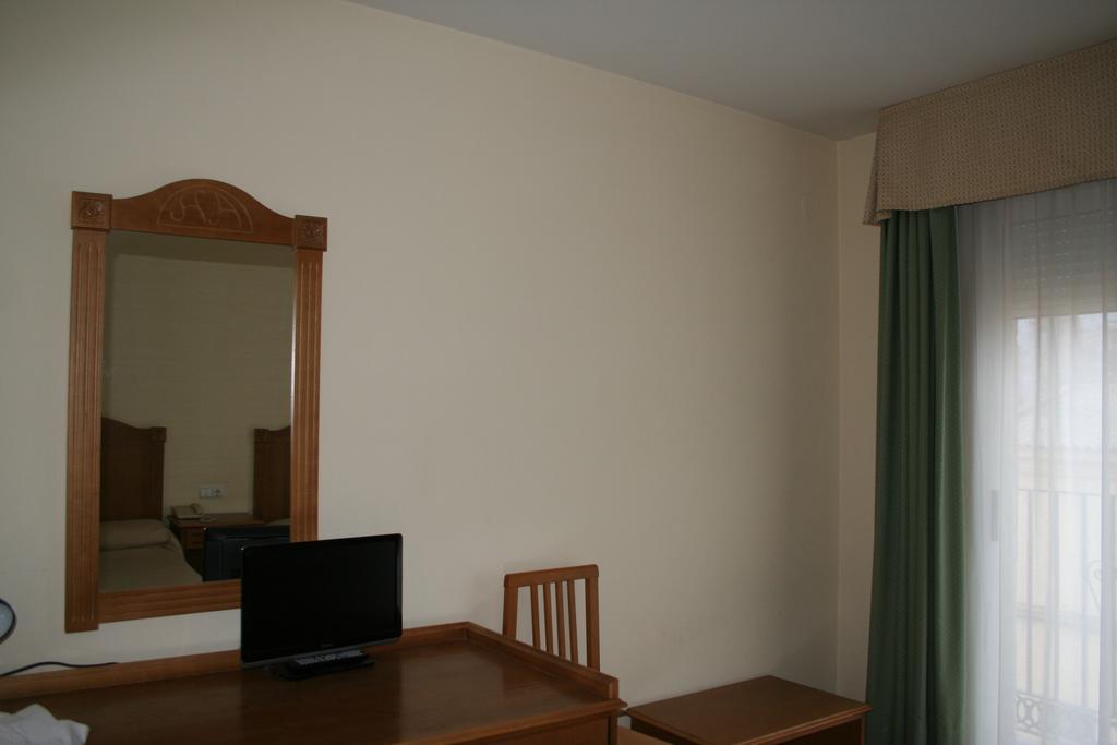 Hotel Austria 76 Sagunto Buitenkant foto